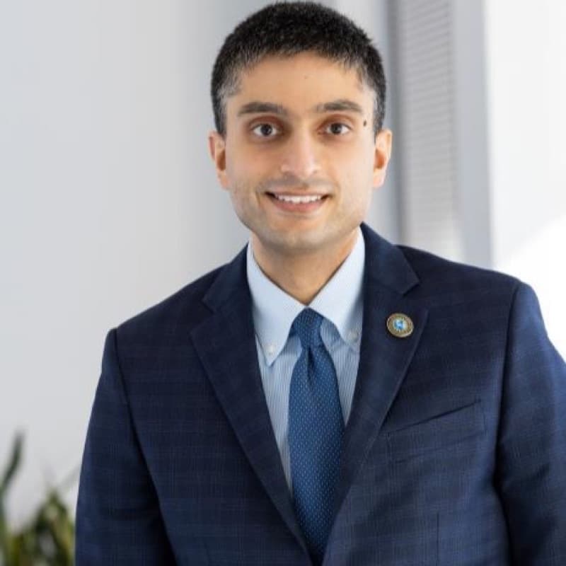 Dr. Erwin Gianchandani